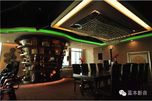 武汉蛇山按摩女大学生事件追踪报道(武汉蛇山照片)